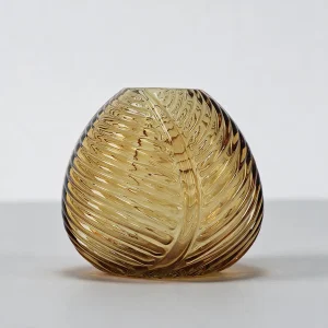 Amber Bud Leaf Vase